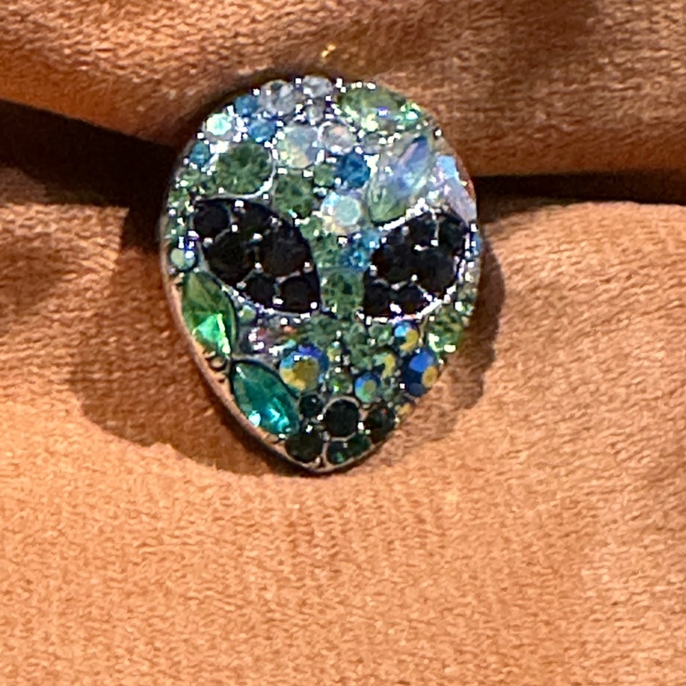 Alien 👽 Face Crystal Brooch
